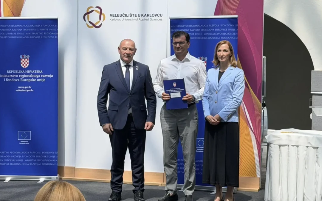 Gradu uručen ugovor za sufinanciranje izgradnje pješačke staze u Peklenici
