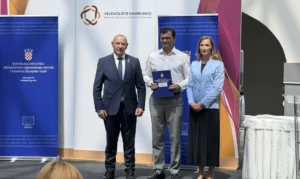 Gradu uručen ugovor za sufinanciranje izgradnje pješačke staze u Peklenici