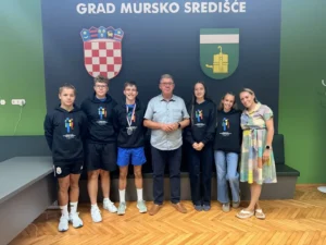 Prijem kod gradonačelnika Dražena Srpaka nakon uspješnog nastupa u Brnu